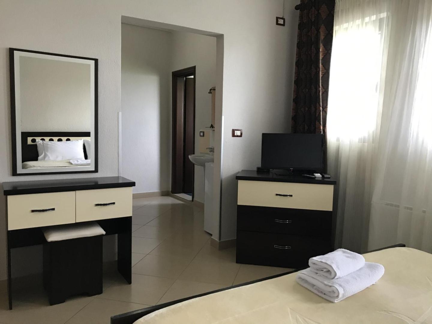 Hotel Camping Lini Exteriér fotografie